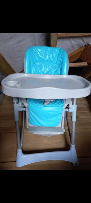 Fotelik dla dziecka do jedzenia