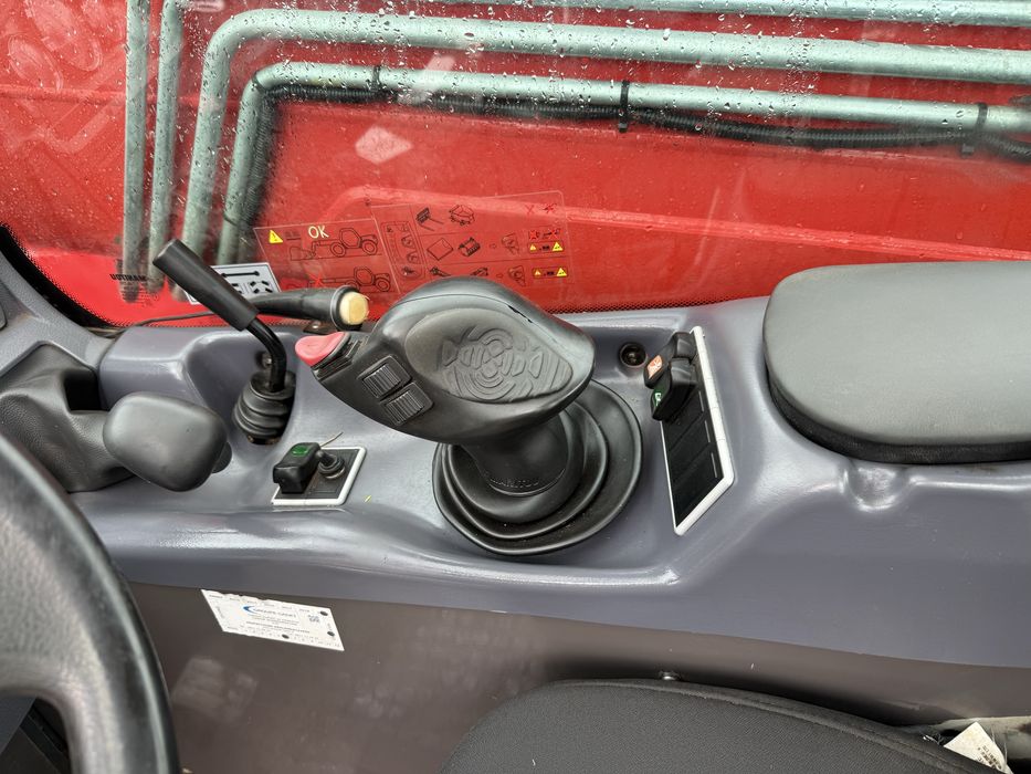 Маніту Manitou MLT 735-120LSU 2013р погрущик