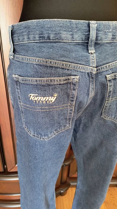 Spodnie Tommy Hilfiger Tommy Jeans
