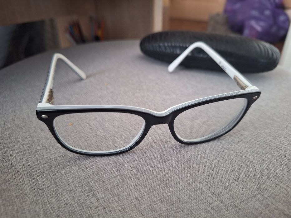 Oprawki Vasco do okularów z etui