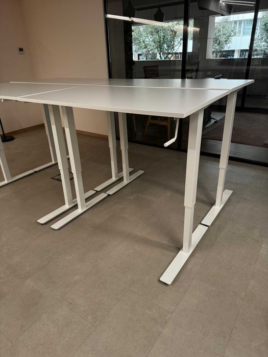 Mesas elevatórias IKEA