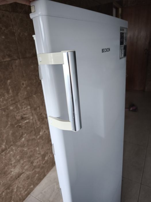 Frigorífico BECKEN Ventilado 250L (Estado Novo)
