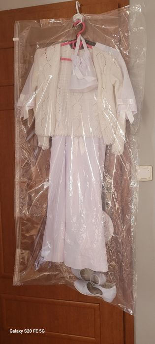 Sukienka komunijna śnieżno biala