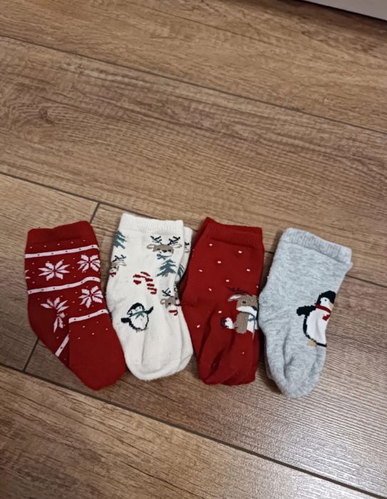 Body świąteczne sweter legginsy 68 -14 szt