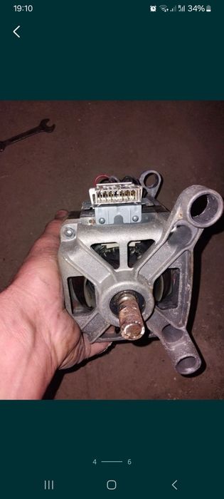 Продам двигуни INDESIT WI101 і IWSB 5105