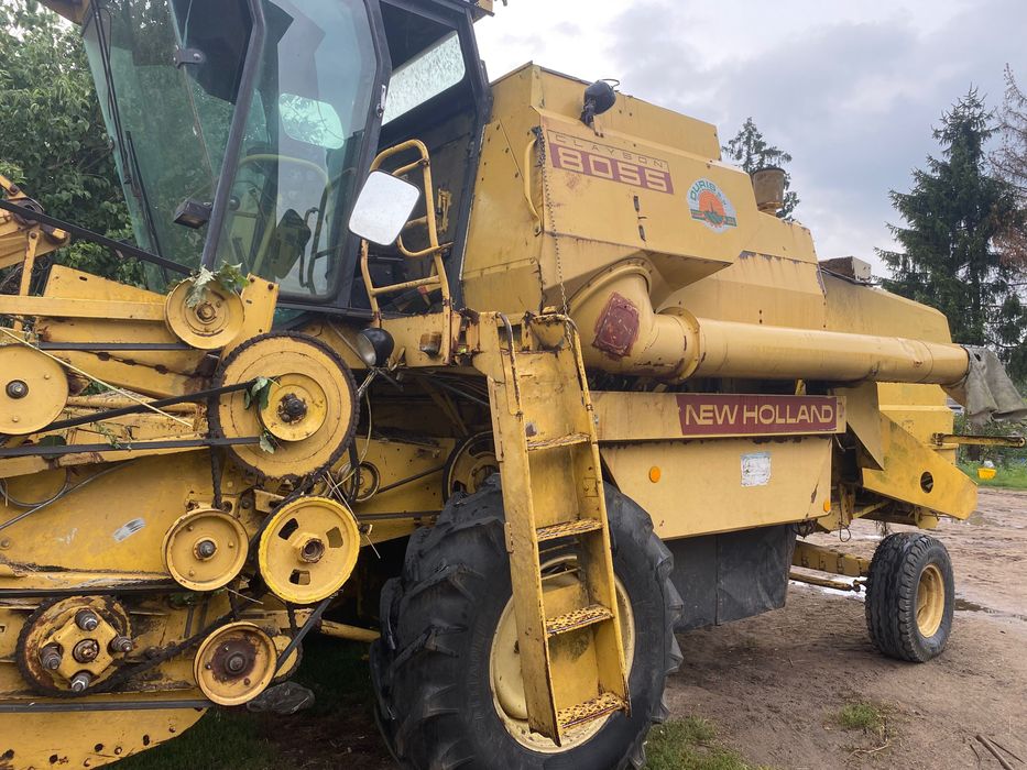Kombajn New holland 8055