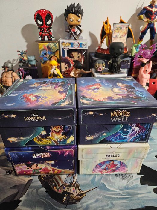 Vários Troves vazios para venda