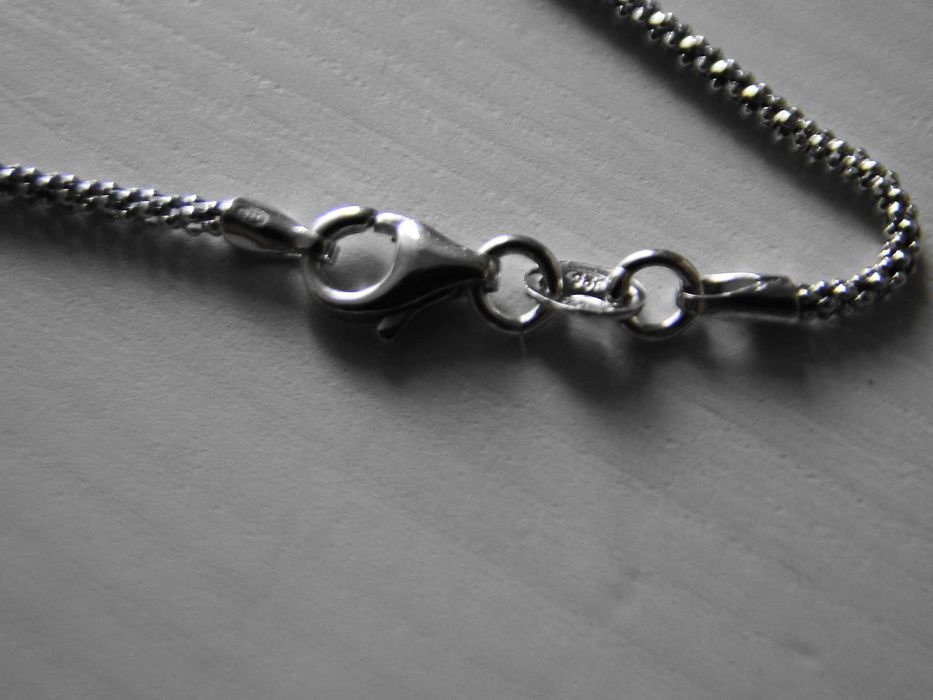 Nietuzinkowy naszyjnik srebro 925