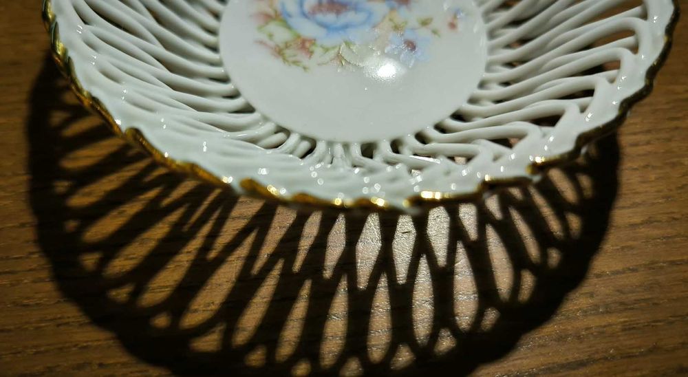 Ażurowa miseczka porcelanowa Alba Iulia Rumunia