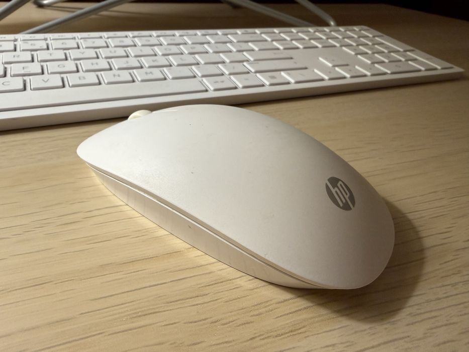 Kumputer A ll-in-One HP 24 A iO i5-9400T/8GB/512/Win10