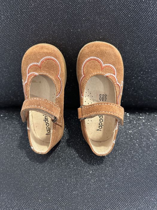 Sapatos Castanhos Camel Novos Tapadinha Nº 20