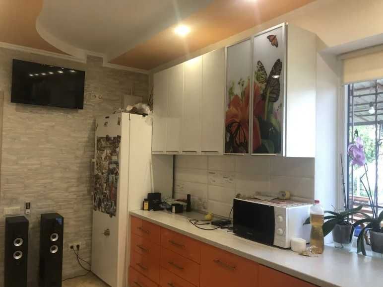 Дом на Таирова, 96 м² , участок 3 сотки. Ремонт