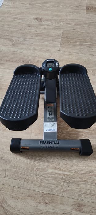 STEPPER Essential Decathlon482667185529180163