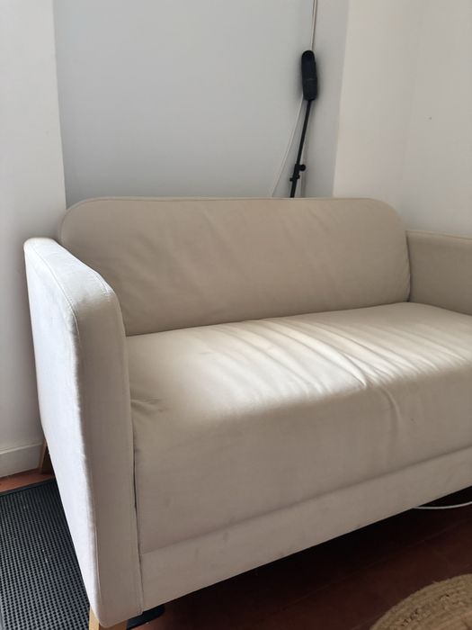 Sofá IKEA 1 ano de uso apenas. Perfeito estado