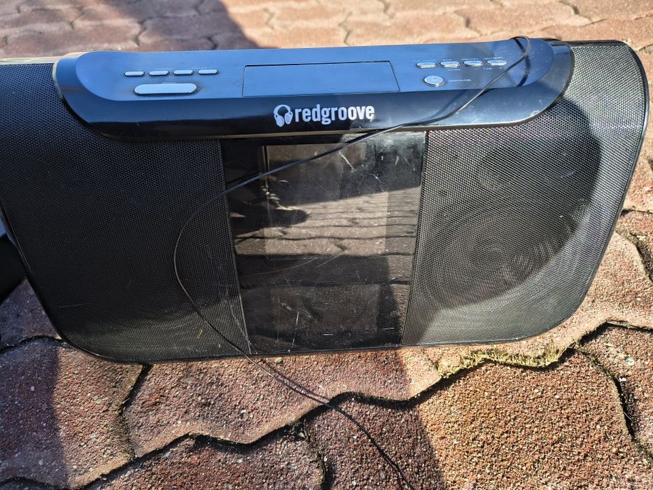 Radio  na budowę do garażu na działkę redgroove