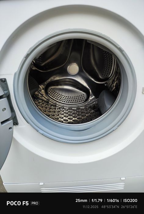 Пральна стиральная машина з сушкою Bosch 7/4 kg