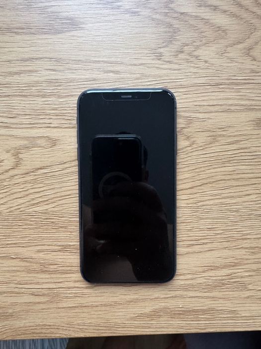 iPhone 11 128GB Czarny, Nowa Bateria + Etui UAG