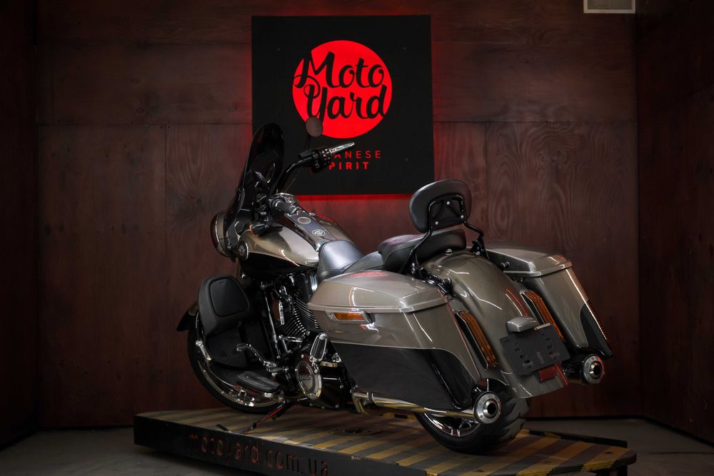 Harley-Davidson Road King із Японії