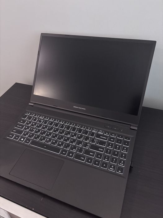 Ігровий ноутбук Dreame Machine rg4060-15ua40