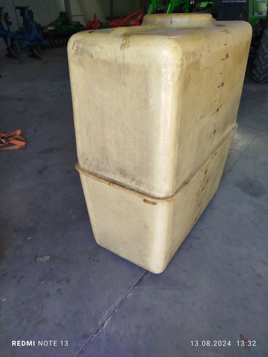 Zbiornik na olej opałowy napędowy paliwo woda 1000 litrow opryskiwacz