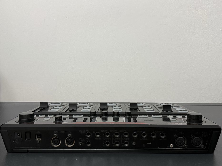Boss RC-505 MKII + Mikrofon dynaminczny