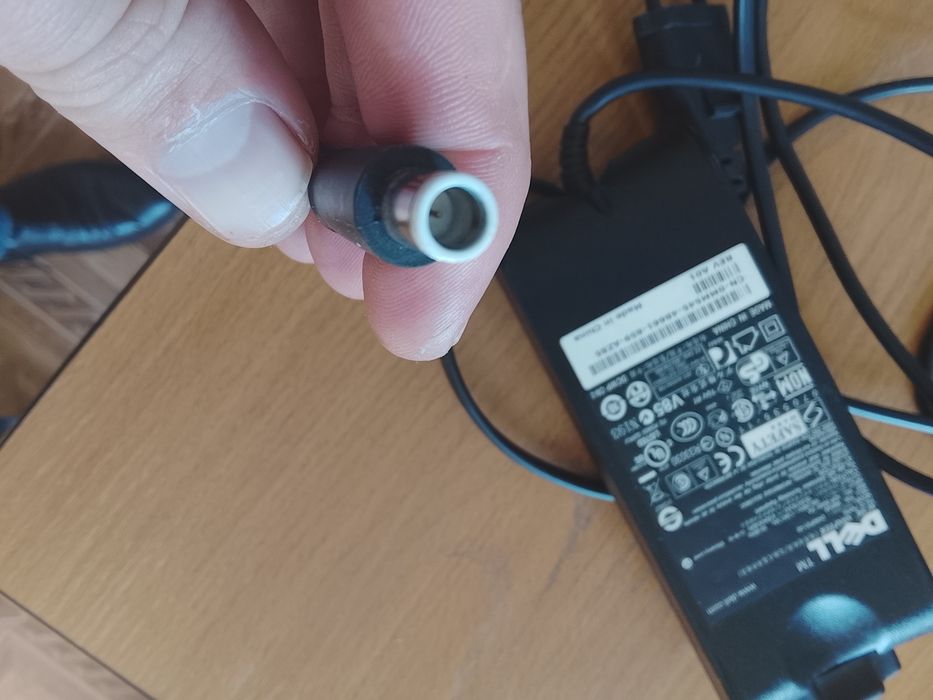Продам зарядний пристрій до ноутбука DELL