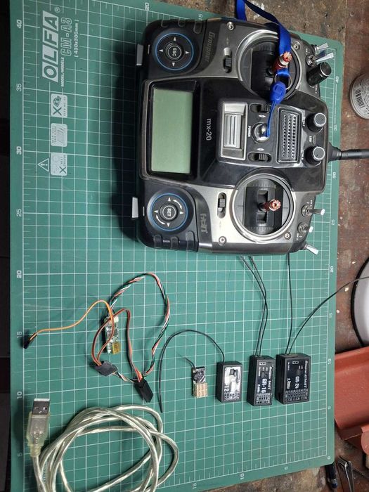 Graupner MX 20 wraz z odbiornikami