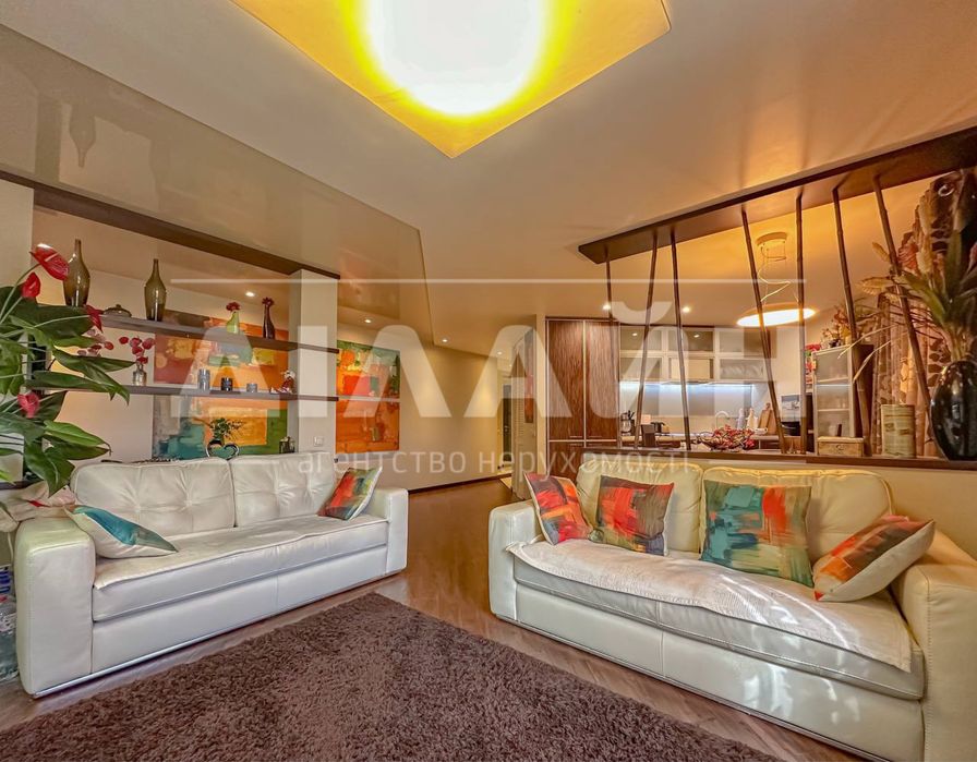 Краща пропозиція! 3-кімн. квартира з ремонтом у центрі міста!