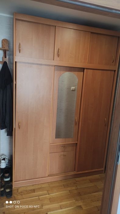 Szafa ubraniowa 1530*400*2300 Jak nowa.