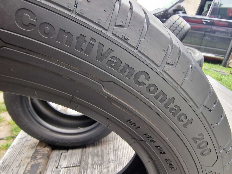 235/60/17 C , Continental ContiVanC 200, jak nowe 9mm, 18r. Super para