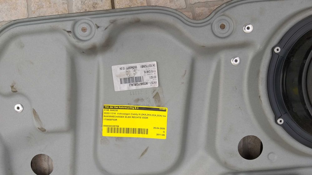 Elevador frente direito VW CADDY