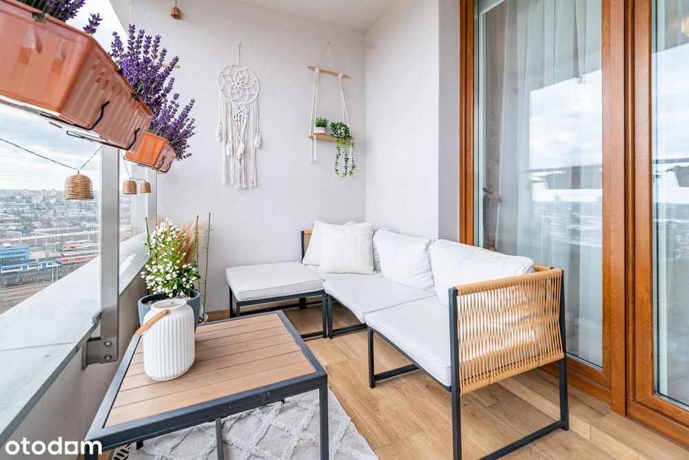Dwustronny apartament z widokiem  9 piętro Quattro