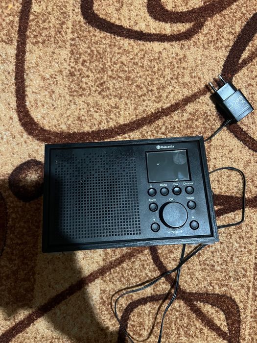 інтернет-радіо Oakcastle IR100