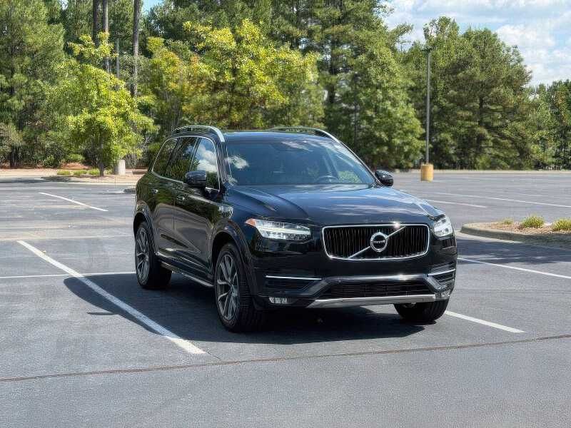 2019 Volvo XC90 T5 Momentum