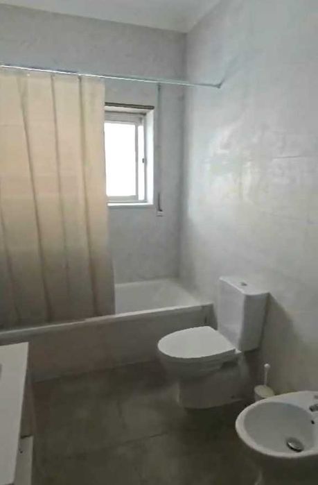 Andar de moradia duplex com terraço e varanda — Baixa da Banheira