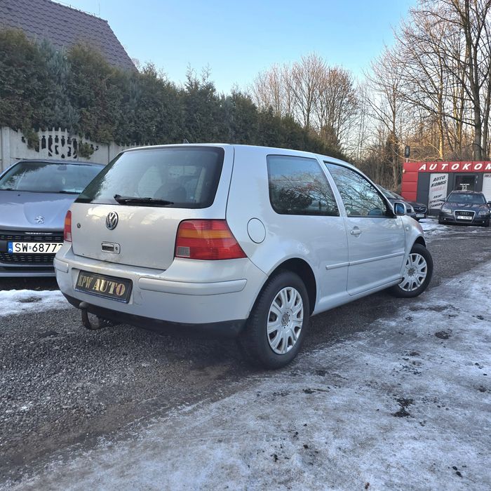Volkswagen Golf IV 1.9 TDI 90 KM * climatronic * elektryka * hak