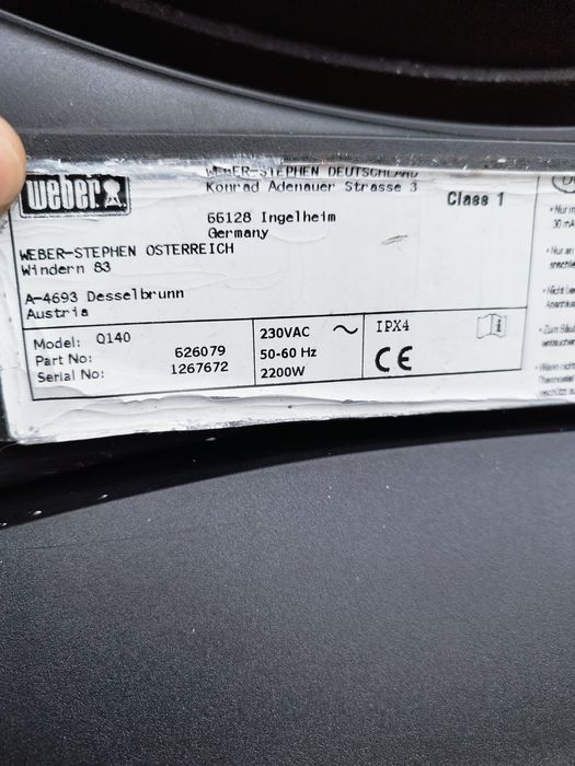 Grill elektryczny WEBER Q140