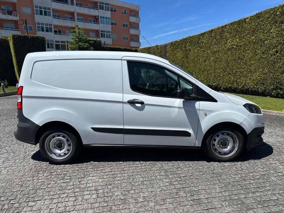 Ford Transit Courier 2018 OPORTUNIDADE!