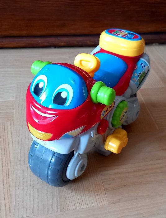 Interaktywny motor Baby Clementoni