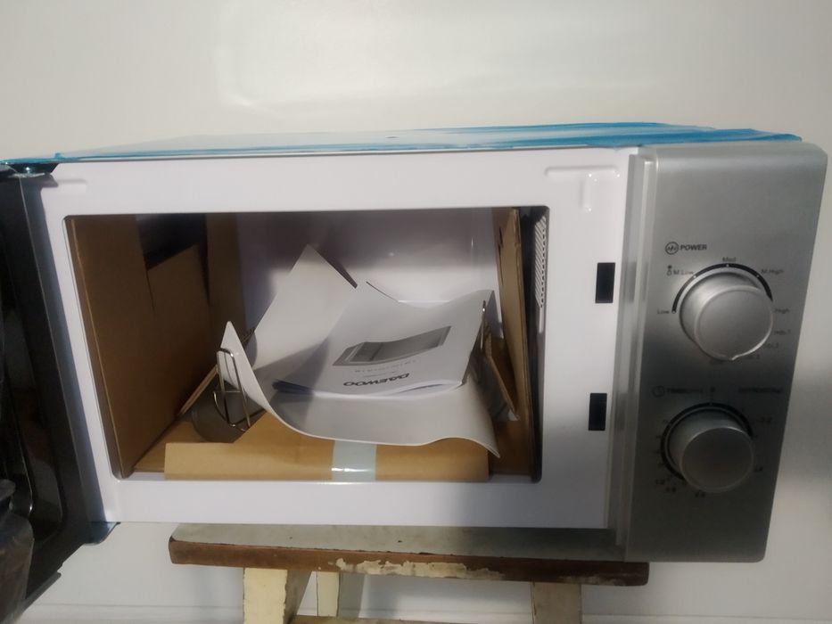 Мікрохвильова піч DAEWOO DM-2013MSG