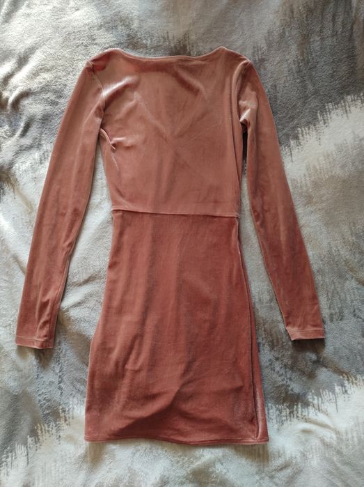 Welurowa sukienka h&m