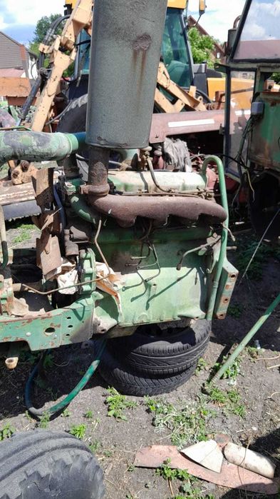 Części do ciągników John Deere 2130, 3130,3040,3650,