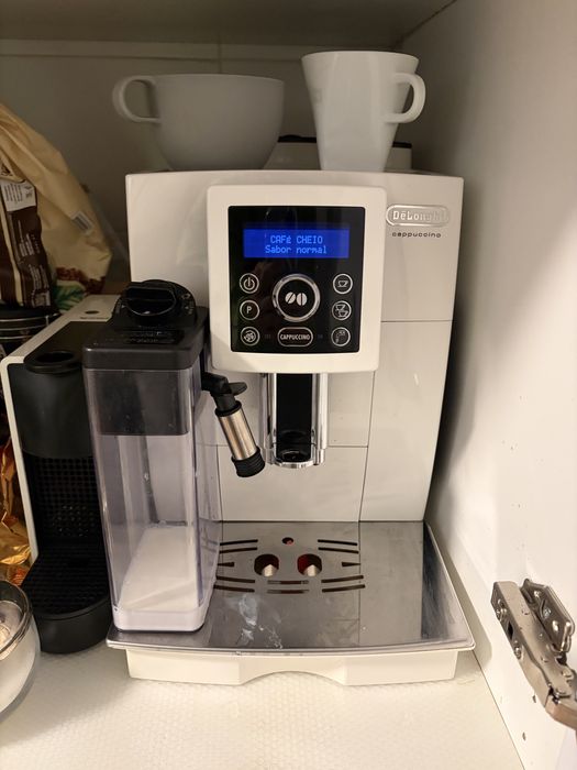 Maquina de Café Delonghi Capuccino 23 Series