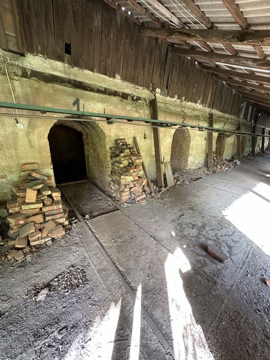 Цегельний завод!