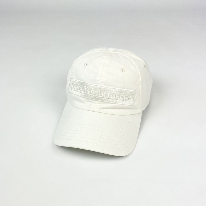 Кепка Peak Performance Ease Cap G77401 оригінал біла