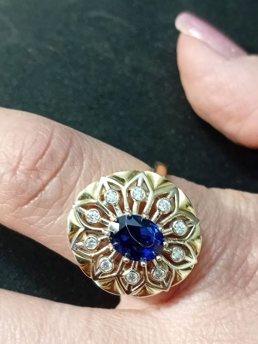 Ексклюзивні  сережки  та каблучка