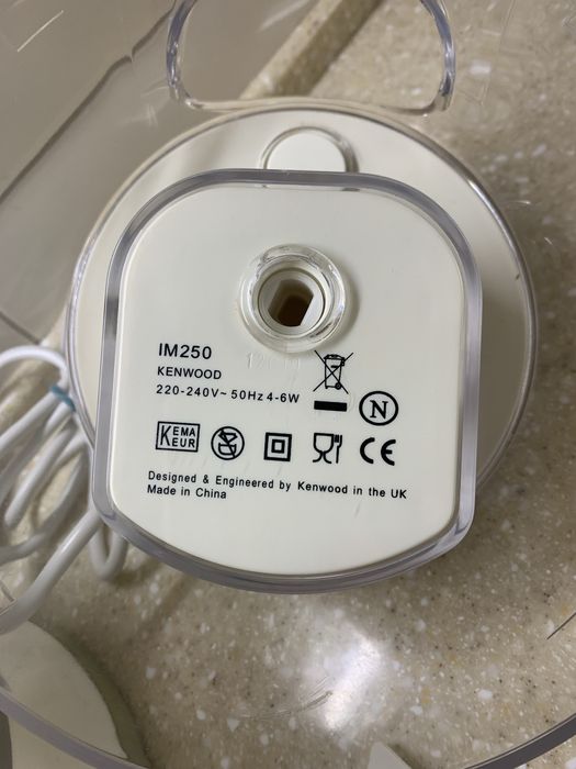 Б/У Мороженица Kenwood IM 250