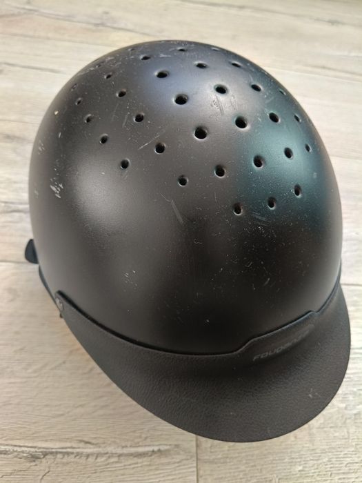 Toczek / kask na konia