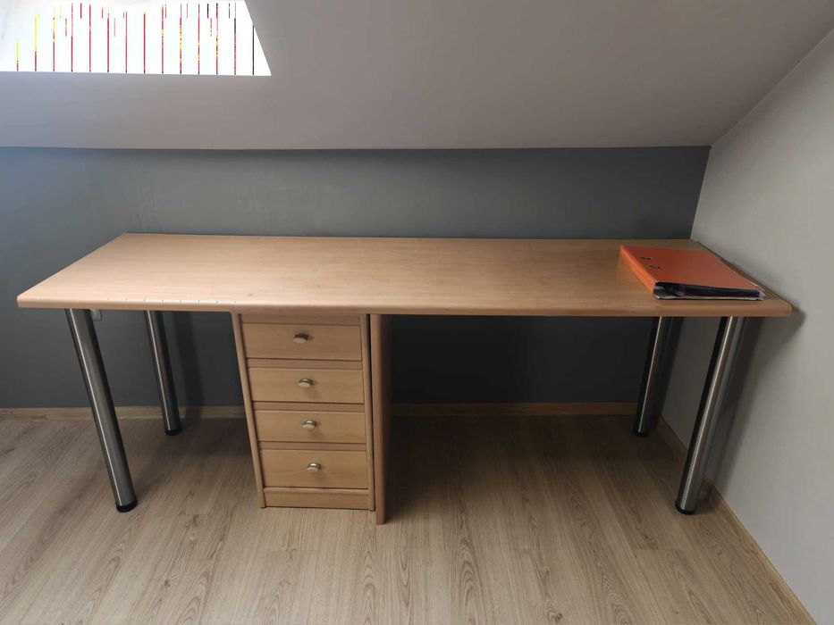 Zestaw 7 mebli pokojowych/biurowych - szafa, regał, komody, biurko