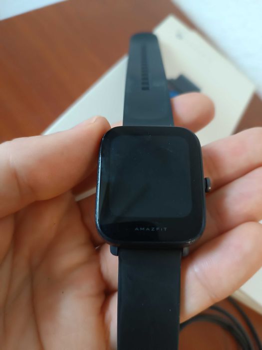 Смарт часы Amazfit Bip U.